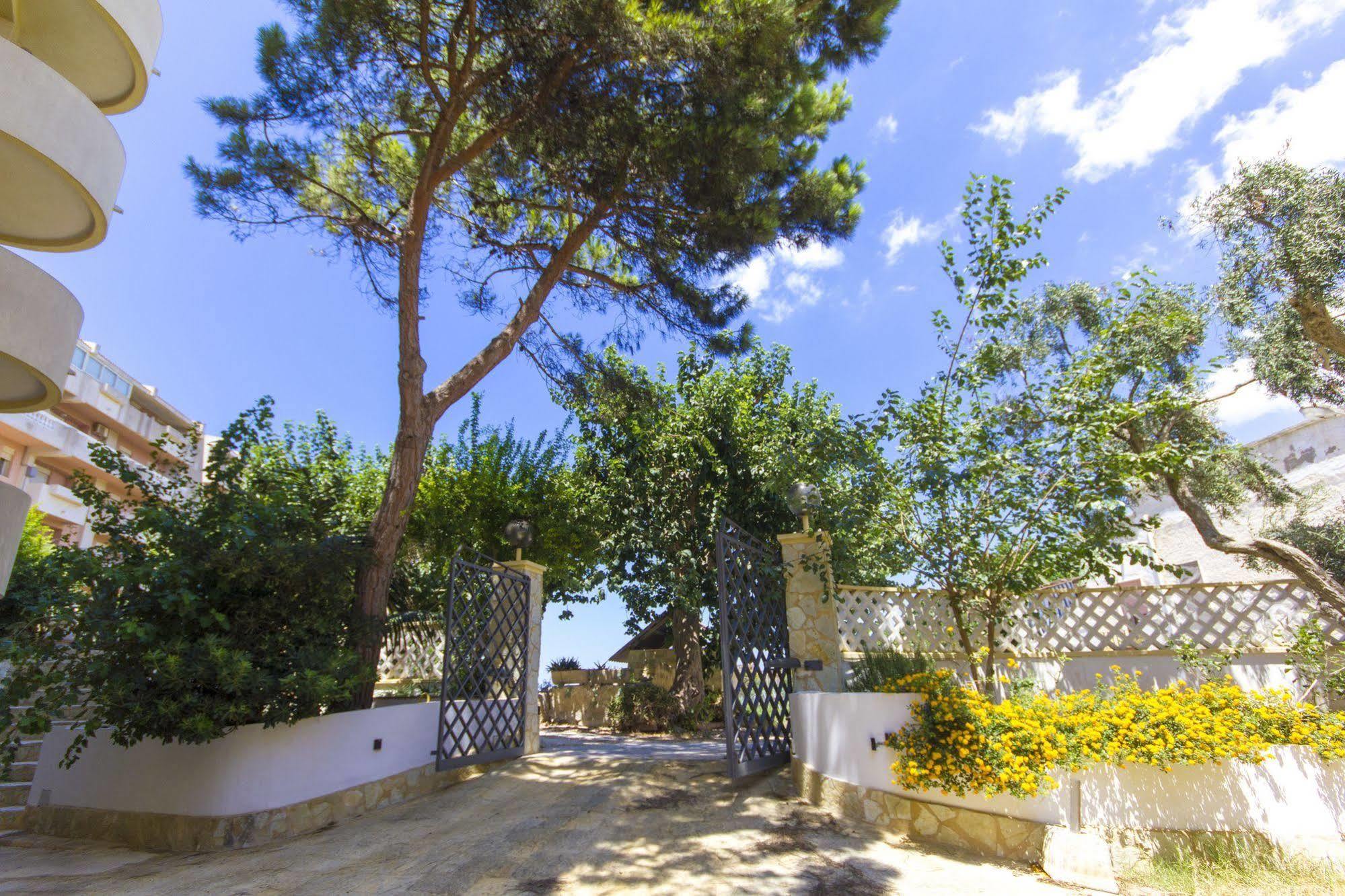 Residence Le Saline Marsala Buitenkant foto